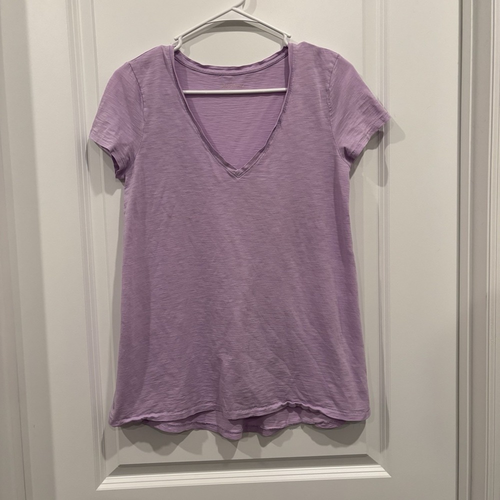 Lilly Pulitzer Shirt Womens XS Purple Pima Cotton V Neck Short Sleeve Tee Top